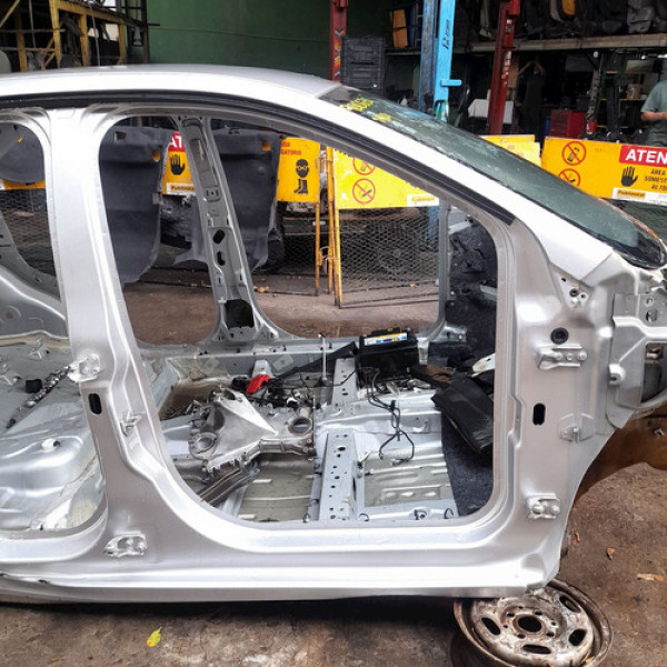 Caixa Ar Pé Coluna Central Direita  Do Ford Ka Sel 1.0  2015