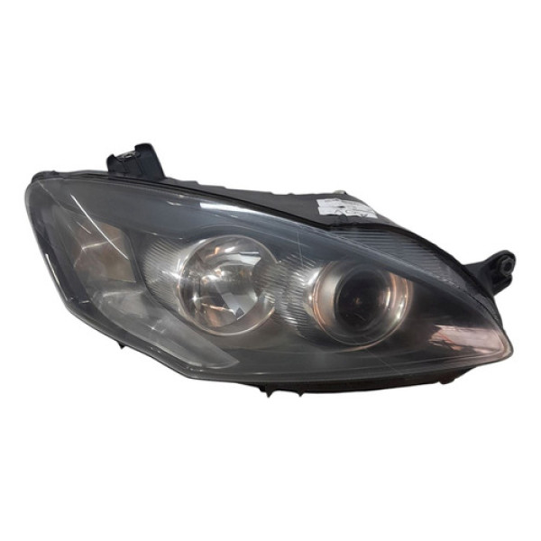 Farol Direito Do Fiat Idea Adv 1.8 2014/2014